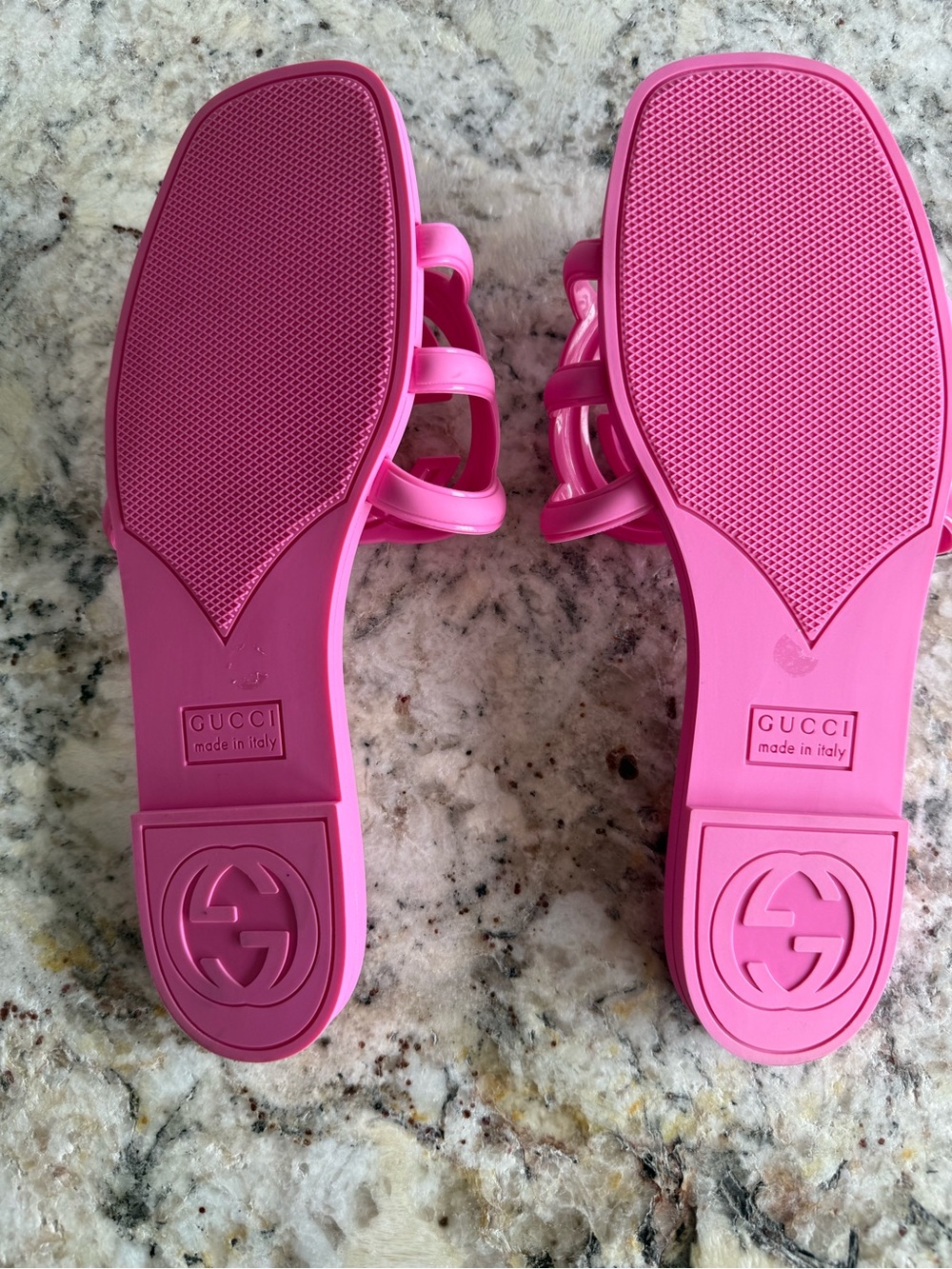 Gucci Hot Pink Jelly Interlocking G Logo Slide Sandals, Size 39 - Picture 2 of 5